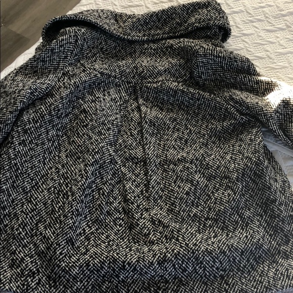 Winter jacket - Picture 4 of 4